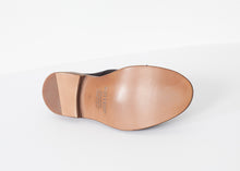 Load image into Gallery viewer, Lavagna Lace Up
