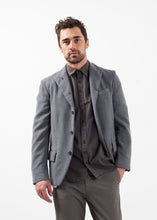 Load image into Gallery viewer, Washed Wool Blazer
