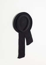 Load image into Gallery viewer, Kate Hat in Black
